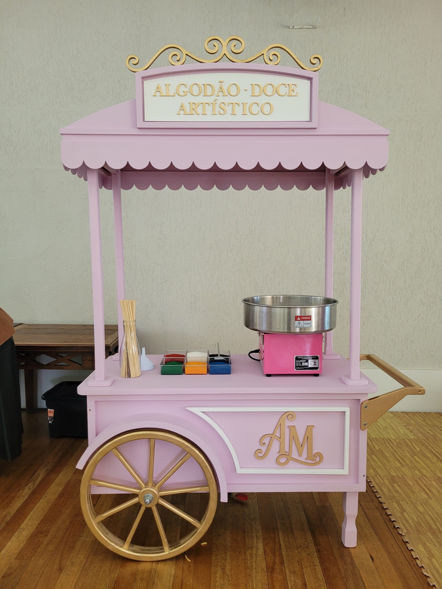 Carrinho artístico: Acabamento rosa e dourado