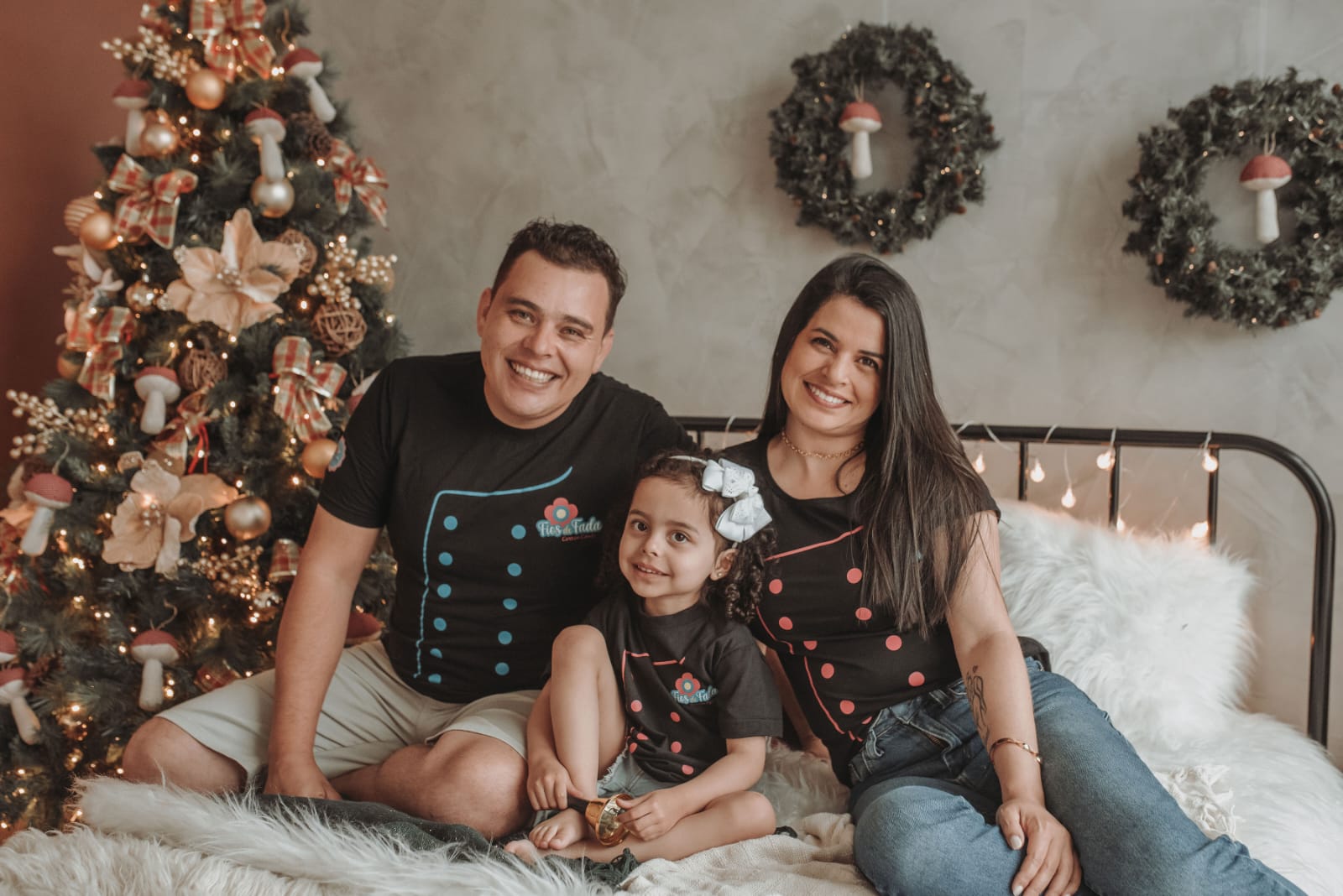 Alírio, Francielle e sua filha, família por trás da Fios de Fada